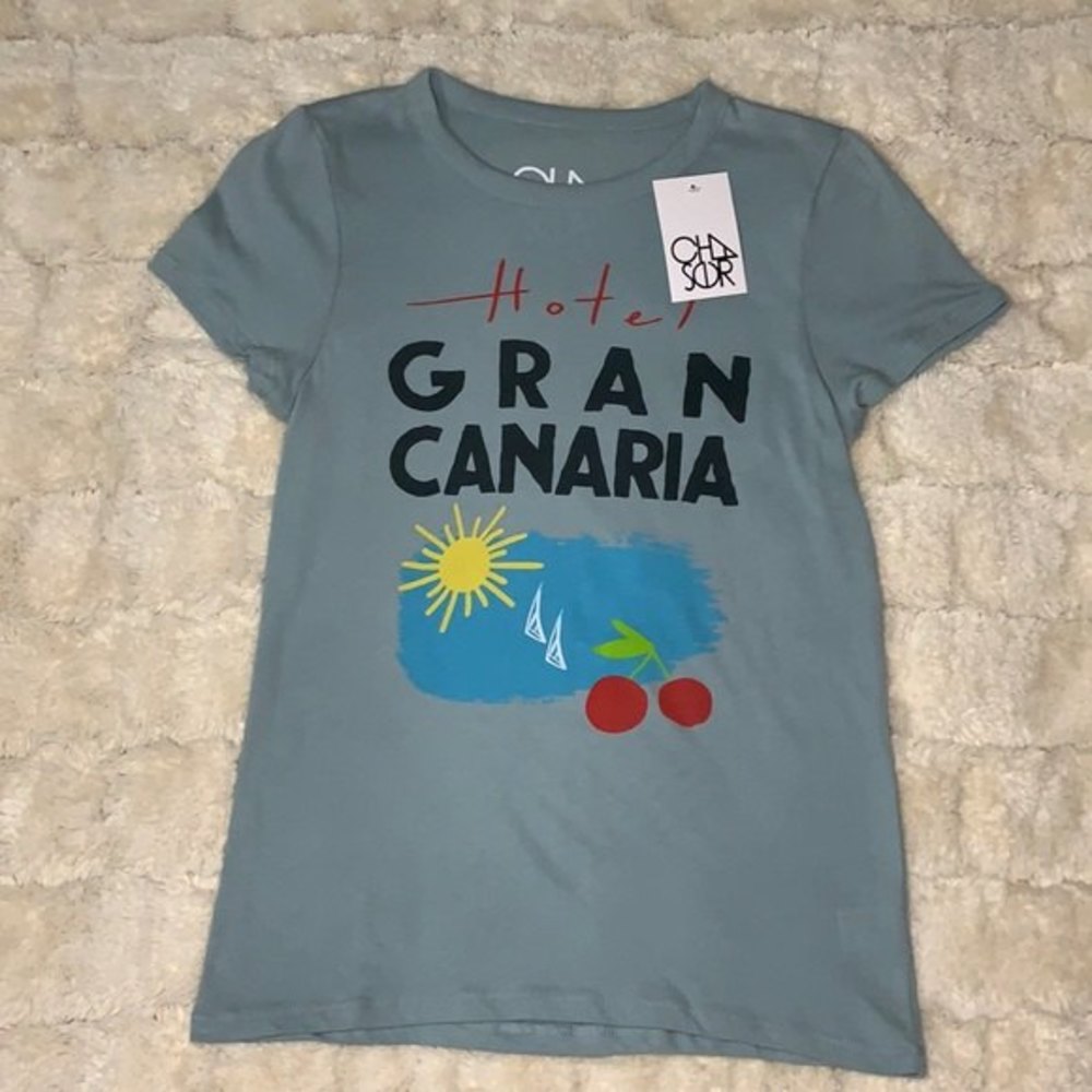 Chaser tee NWT size small